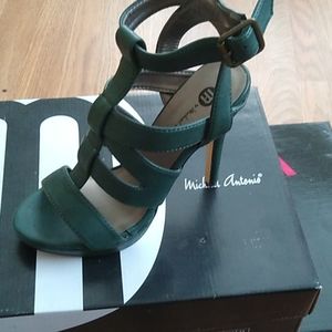 Hunter Green Stiletto